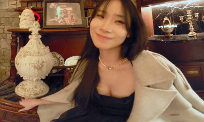 Happy Valentine's Day - Come with me to check out this bakery! The treats look so yummy!
