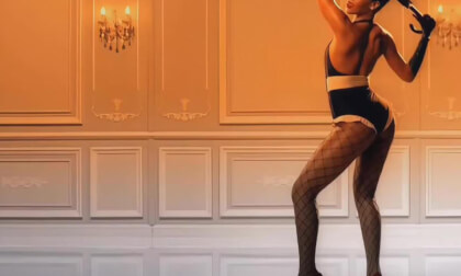Rihanna ft. Jay-Z - Umbrella (Official Video) [4K Remastered]_Full-HD_55_5_RIGHT_ONLY_auto_v1.8.6_LRF_Full_SBS