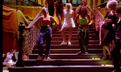 Spice Girls - Wannabe (Official Music Video)_4K_55_5_RIGHT_ONLY_auto_v1.8.6_LRF_Full_SBS