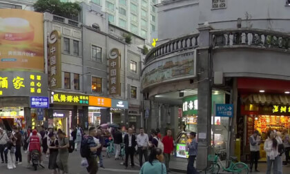 Yongqingfang in Guangzhou 广州上下九和永庆坊 VR360 3D 8K