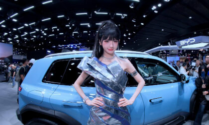 小玥玥车展现场视频