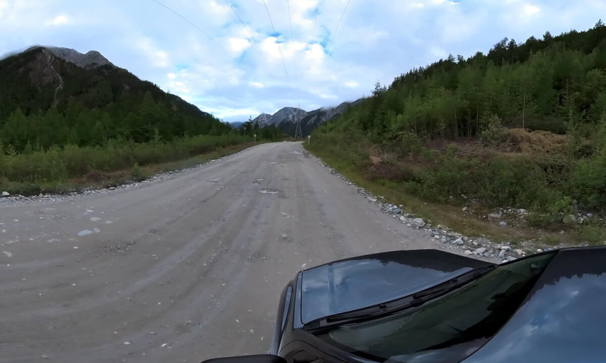 Sacred Waterfall to Canyon Bridge | 360° VR Drive Along Russia-Mongolia Border | Epic Mountain Roads