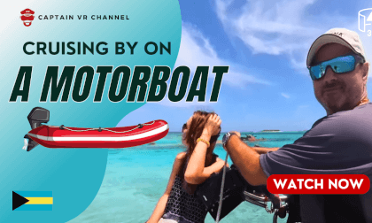 |113| Cruising by on a motorboat -360° video