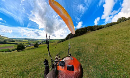 360° 8K Paragliding #370: Soaring on Weiherkuppe with an "interesting" takeoff technique