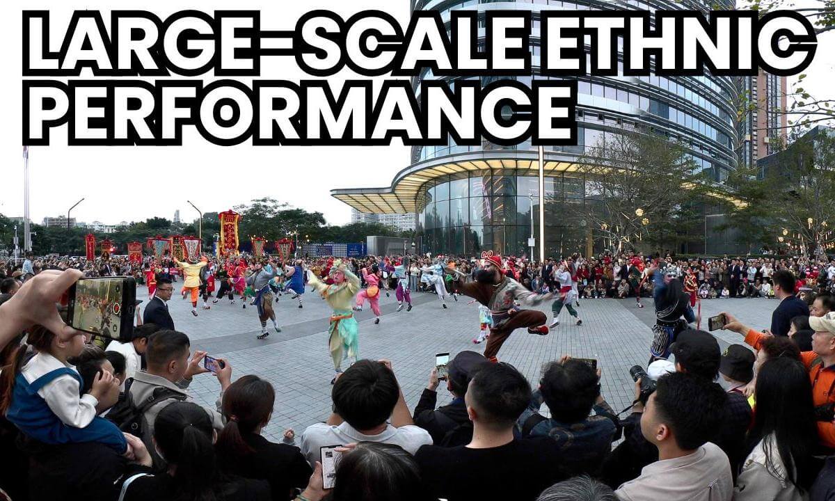 Large-scale traditional art performances in modern architecture