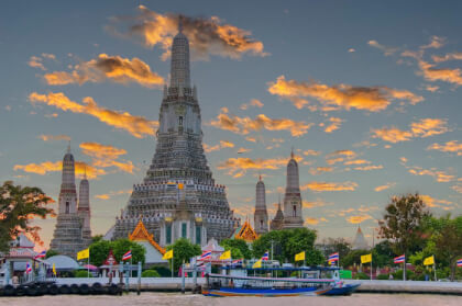 Wat Arun (Temple of the Dawn, วัดอรุณราชวราราม ราชวรมหาวิหาร) in Bangkok - 8K 360 3D VR Temples in Bangkok Thailand 曼谷 泰国 黎明寺 immersive 沉浸 VR Video Wat Arun (Temple of the Dawn, วัดอรุณราชวราราม ราชวรมหาวิหาร) in Bangkok - 8K 360 3D VR Temples in Bangkok Thailand 曼谷 泰国 黎明寺 immersive 沉浸 VR