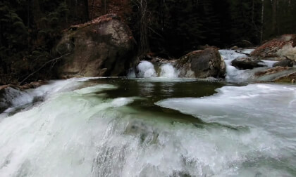 Ice Dam on a small Creek (3d, Flat)