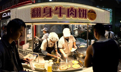 Walking the Never-Ending Food Street: Cici's Diet is in Trouble｜China Travel｜SHENZHEN｜