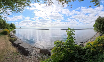 Walk along the Waterfront Toronto Humber Bay (VR 360°)