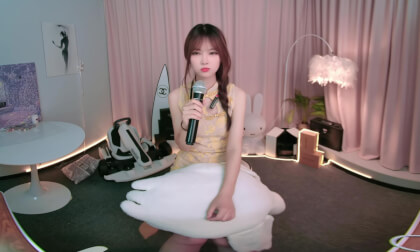 Discover RuiRui Channel. Immersive VR Experience on DeoVR