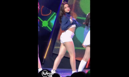 MOMOLAND (모모랜드) 낸시 직캠 '뿜뿜(Bboom Bboom)' (Nancy FanCam) _ @MCOUNTDOWN_2018.1.25