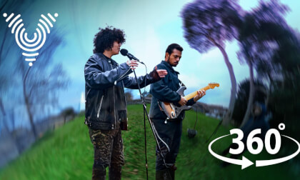 VR 360° Experience the Ultimate Chill Vibe: A Fireside Outdoor Performance with Lionhaire ​