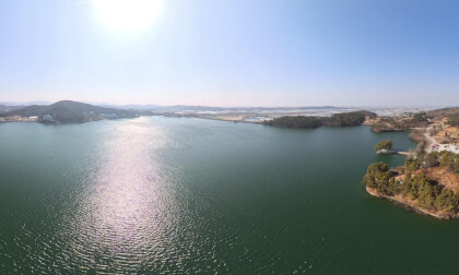 Nonsan Tapjeongho Suspension Bridge