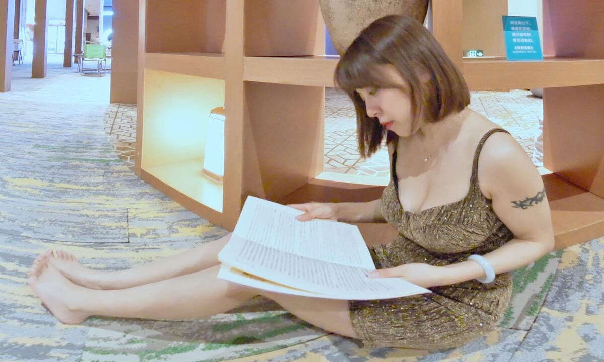 Steal a quiet moment, lose myself in a book.