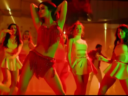 Patli Kamariya   Mouni Roy, Tanishk Bagchi, Sukh E, Parampara Tandon  Arvindr Khaira   Bhushan Kumar