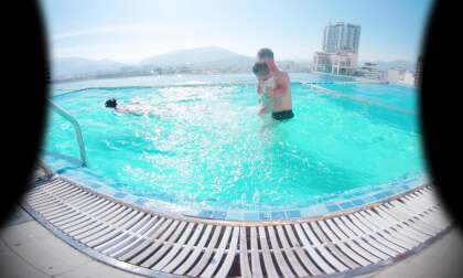 Swimming in the infinity pool Video 2026-03-03, 14:36