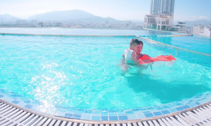 Swimming in the infinity pool in Nha Trang - Viet Nam