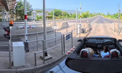 French Toll Booth "Racing" 360