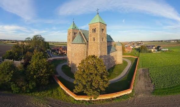 Tum Collegiate Church, Poland VR180