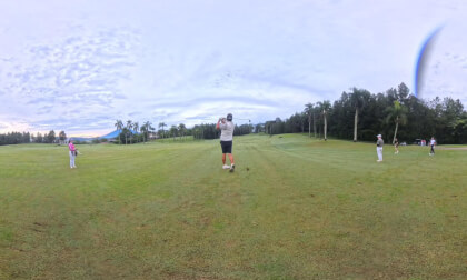 What was the result of the second shot on the 1st hole?