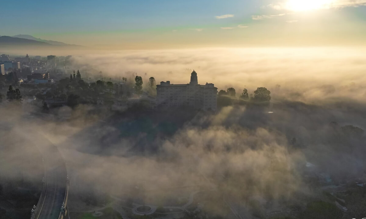 Pasadena California Fog at Sunrise  | Spatial 3D Conversion