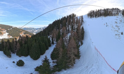 Möslbahn Ski Gondola Mayrhofen Ski Resort Austria Zillertal Mountopolis Mayrhofner Bergbahnen Ski Lift Cableway