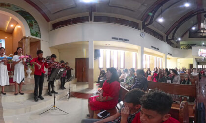 [360° VR] Immersive Kids Instrumental Ensemble - I Sing Praises to Your Name (Melodica, Flute, Violin)