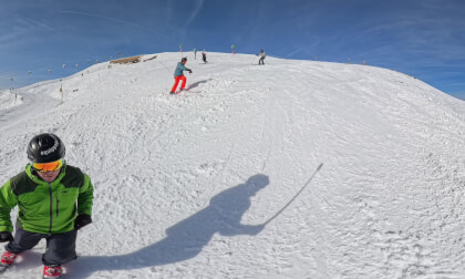 Full Ski under the 6er Schneekar und 6er Gerent with Fun Ride obstacle course just above Möslbahn Mayrhofen Austria