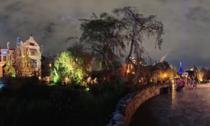 VR360 Dark Universe at Night (9-9-2025) - Epic Universe (Insta360 X5)