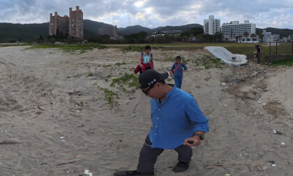 20260317_翡翠灣皮夾掉落前夕海灘散步