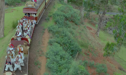 Chaiya Chaiya Dil Se 8K Remastered (2026p_25fps_VP9-128kbit_AAC)_LRF_Full_SBS