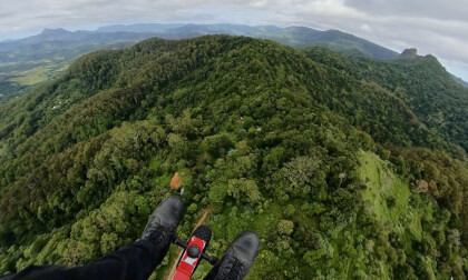 Bumpy air_flight-360_3D VR Video Bumpy air_flight-360_3D VR