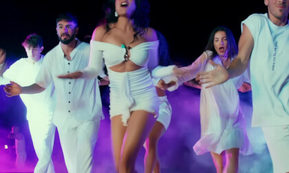 Nache Nache - 8K Video   The RajaSaab   Prabhas, Malavika Mohan, Nidhhi Agerwal, Riddhi   Thaman S