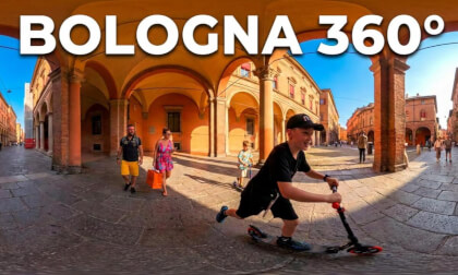 [360°] Virtual Tour of Bologna: Discover the Secrets of Italy | VLOG8