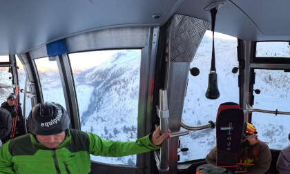 Gletscherbus 2 Hintertuxer Gletscher Zillertal 3000 Funitel gondola ropeway tram Hintertux Bergstation Gletscherbus 2