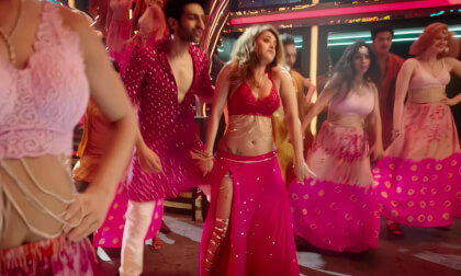 8K Remastered - Chhote Chhote Peg Kartik Aaryan Nushrat Bharucha Sonu Ke Titu Ki Sweety_LRF_Full_SBS