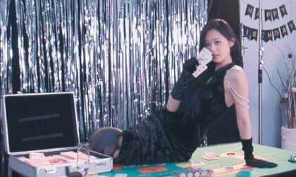 Dealer Girlfriend Online | 荷官女友已上线