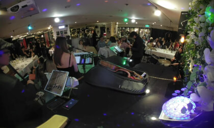 [VR180] 爵士樂手的視角：沉浸式現場 | Immersive Jazz Live: Bassist View 1