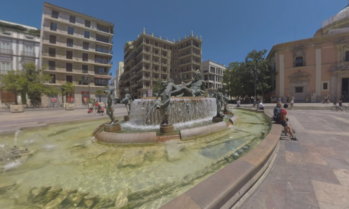 360 VR View to Plaza de la Virgen in Old Town of Valencia, Spain