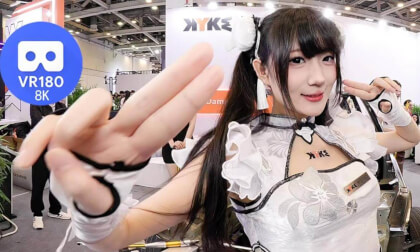 Immersive Encounter with a Twin-Tail Cutie