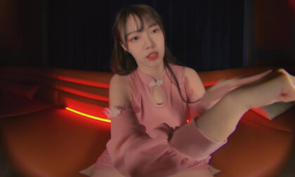 VR ASMR - Momo's hand massage helps you fall asleep  ( Use headphones for better experience )