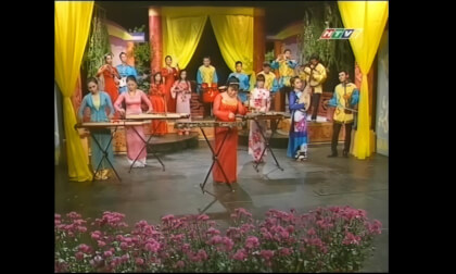 Ghost Riders in the Sky - đàn bầu  instrumental by Vân Anh (2012)