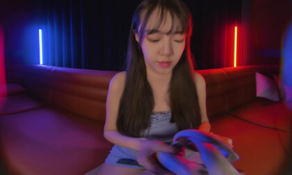 VR ASMR - The sound of the Pico 4 controllers ( Use headphones for better experience )