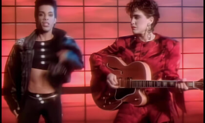 Prince & The Revolution - Kiss (1986)