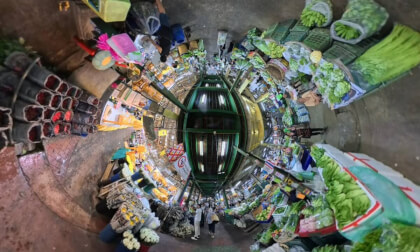 360 walk through of Pak Khlong Talat Flower Market, Bangkok