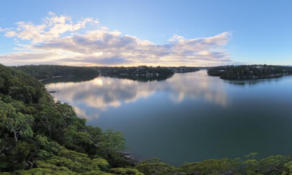 DJI Avata 360 - Park lookout over water at dawn