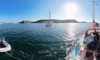 Turquoise Waters: Motoring from New Grimsby to Cromwell’s Castle (Scilly 360° VR)