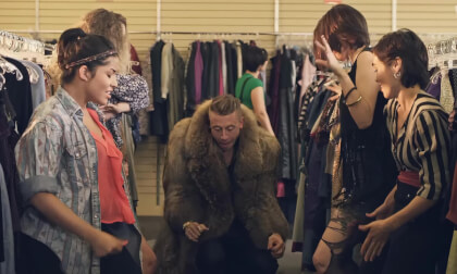 Macklemore & Ryan Lewis - “Thrift Shop” (Feat. Wanz) (2012)