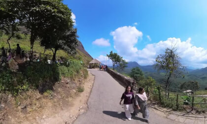 Walk at Eravikulam National Park, Kerala - 360° Insta360 X3