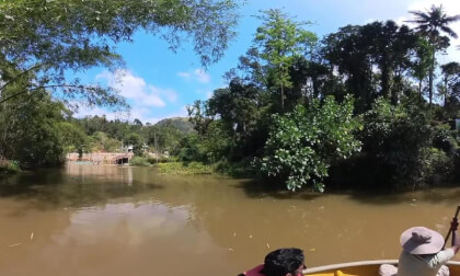 Boat spin and ride at Pottas Fun Farm, Kerala, India - 360° Insta360 X3